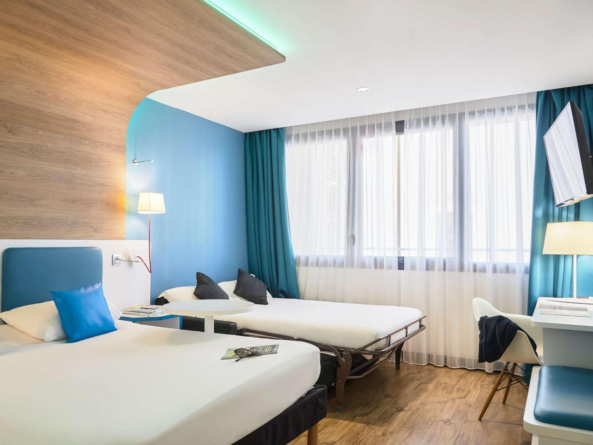 Hotel Ibis Styles Montelimar Centre Esterno foto