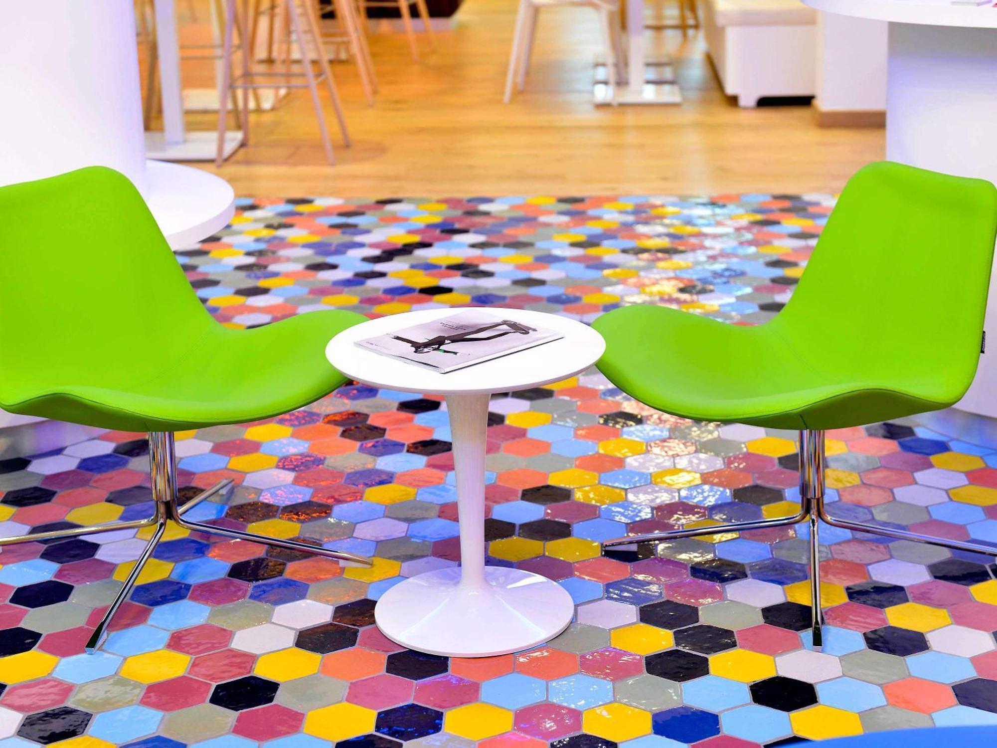 Hotel Ibis Styles Montelimar Centre Esterno foto