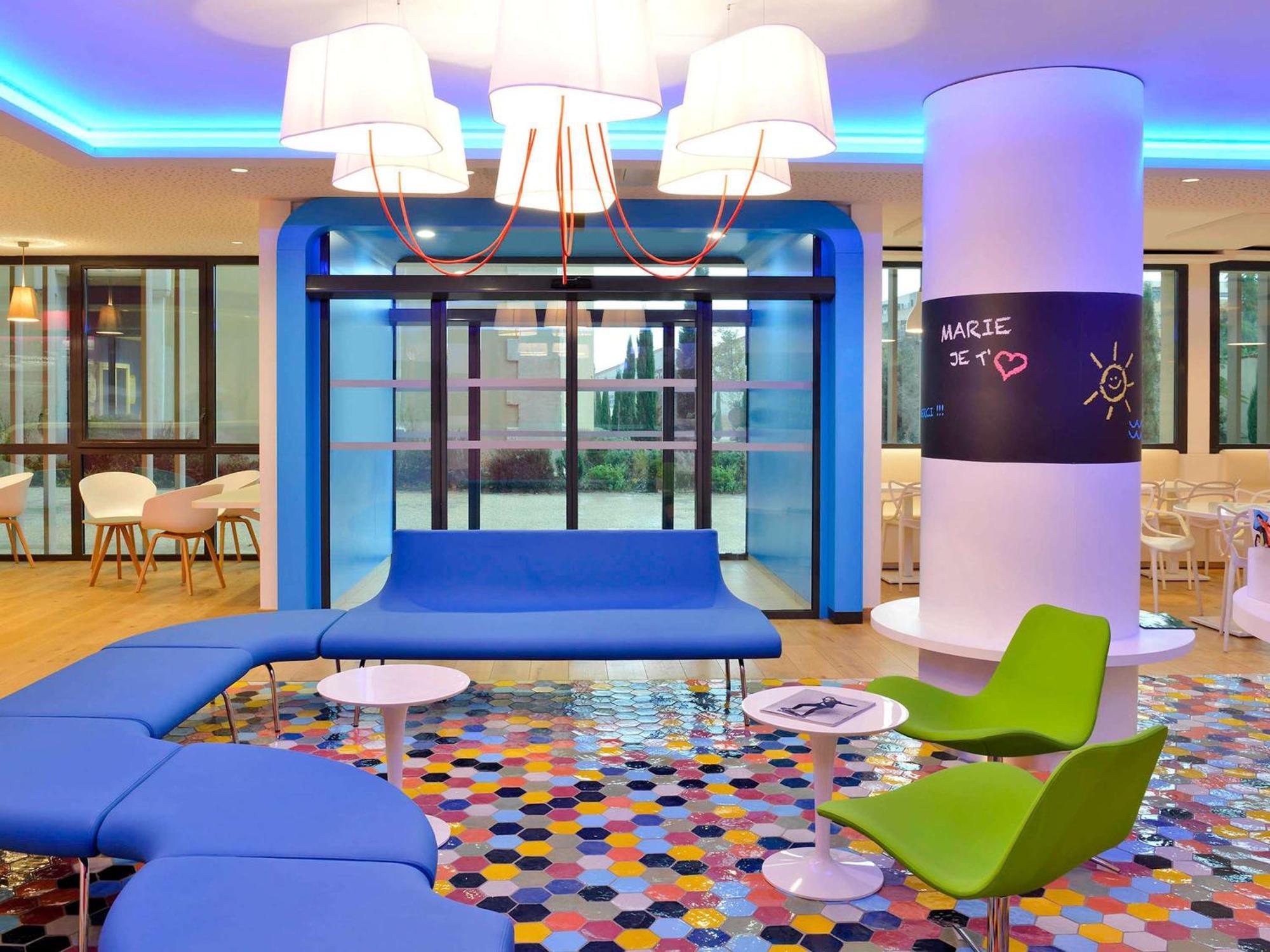 Hotel Ibis Styles Montelimar Centre Esterno foto