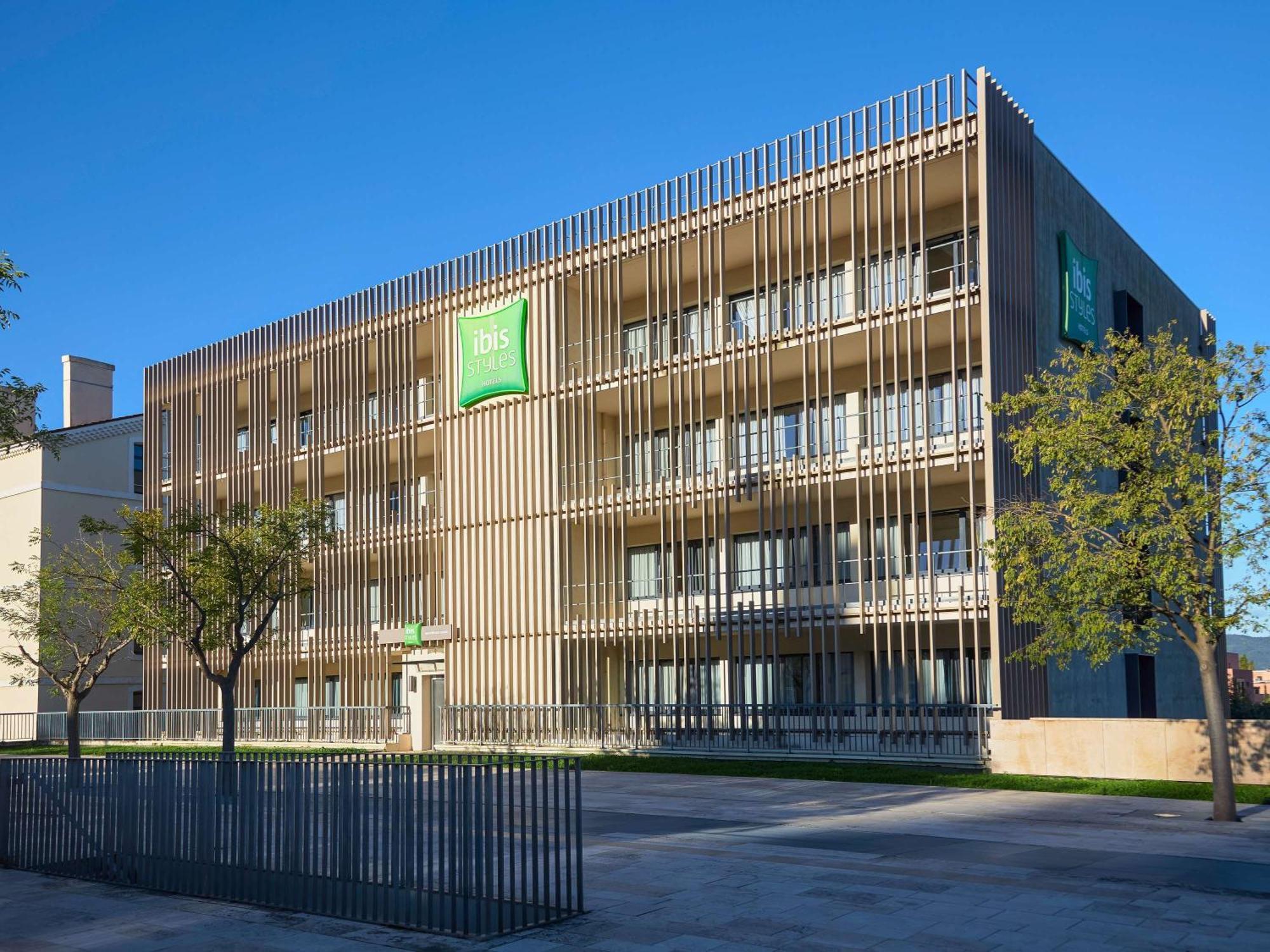 Hotel Ibis Styles Montelimar Centre Esterno foto